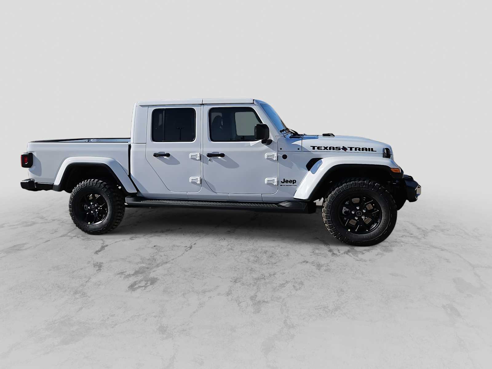 Thumbnail: 2026 Jeep Gladiator - 9
