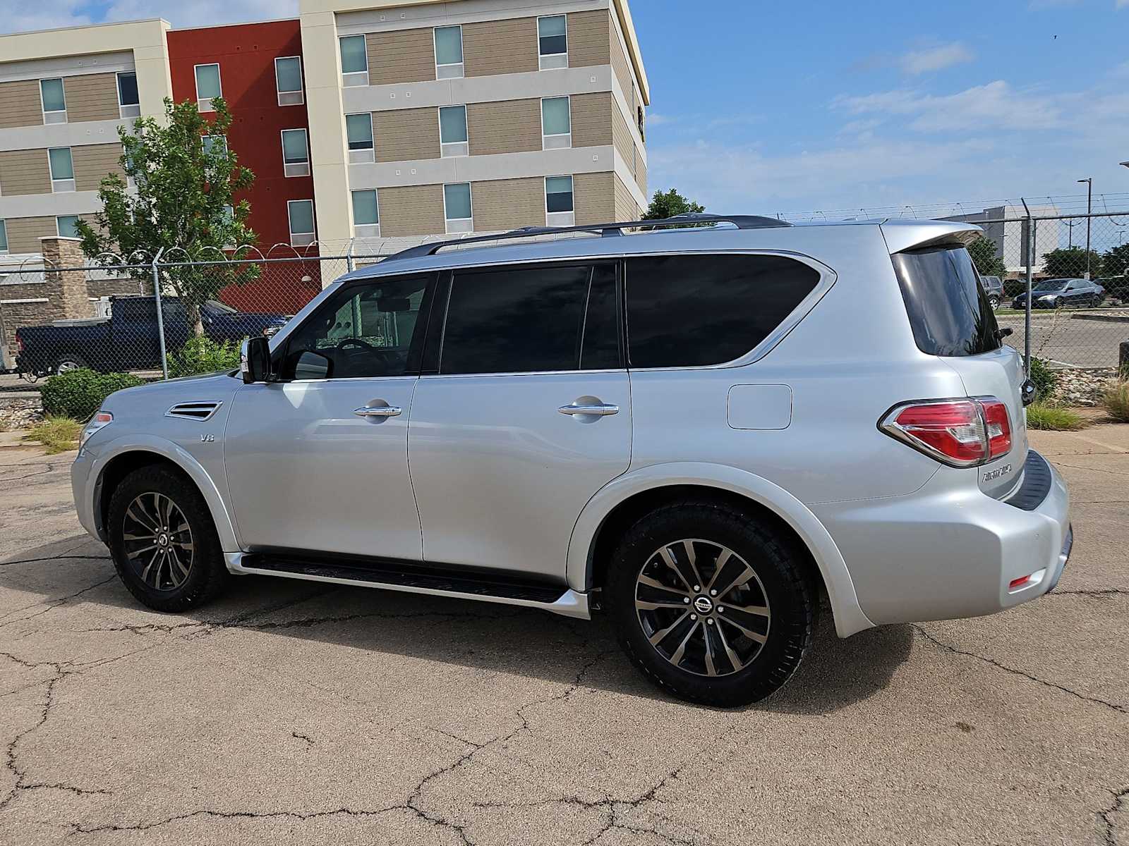Thumbnail: 2019 Nissan Armada - 11