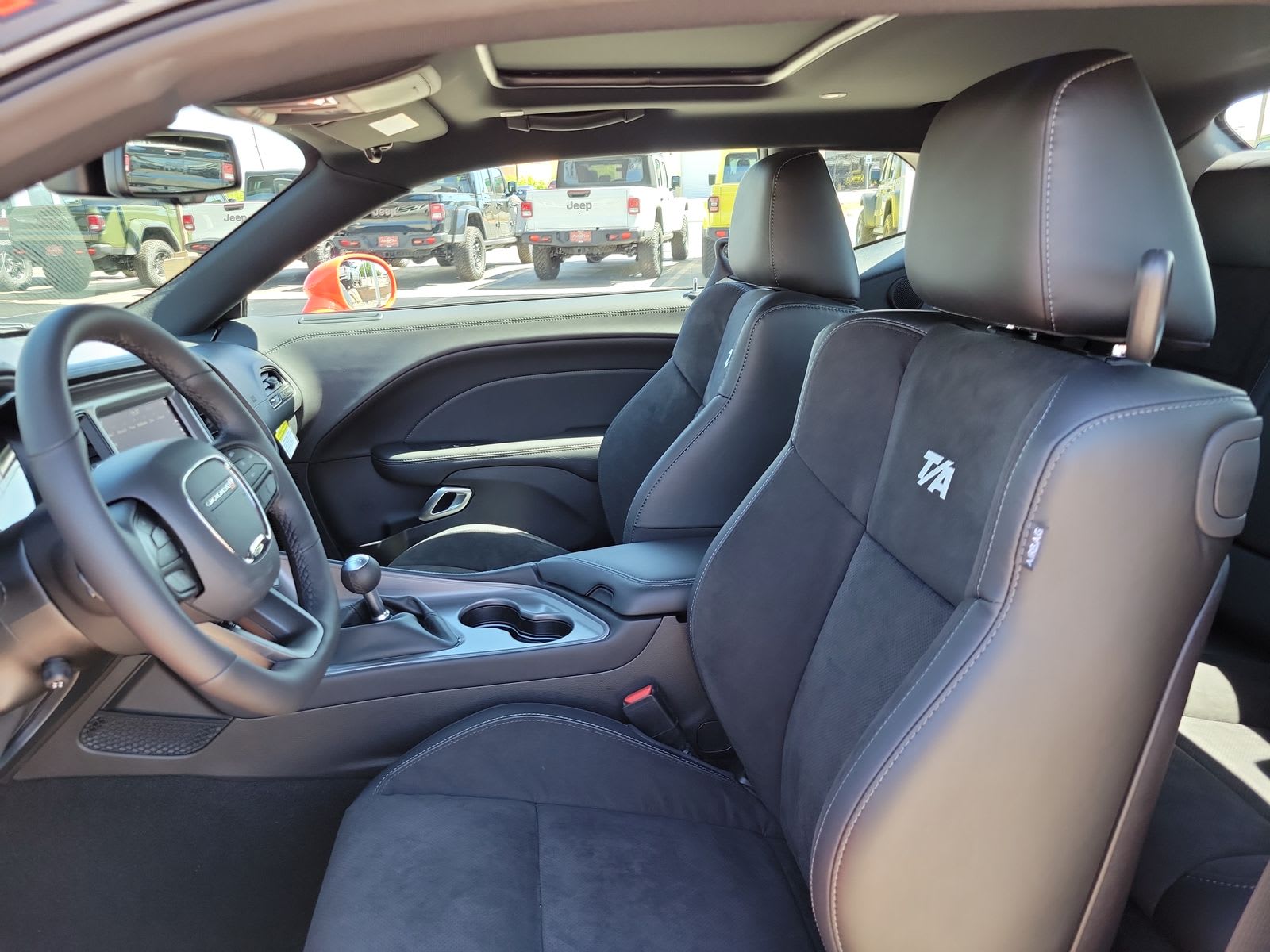 2023 Dodge Challenger R/T 19