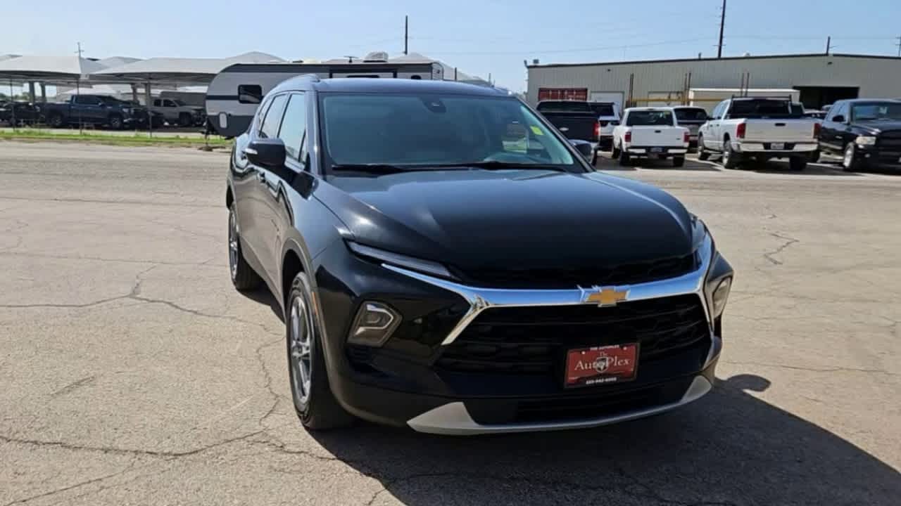 Used 2024 Chevrolet Blazer 3LT with VIN 3GNKBJRS9RS152532 for sale in San Angelo, TX
