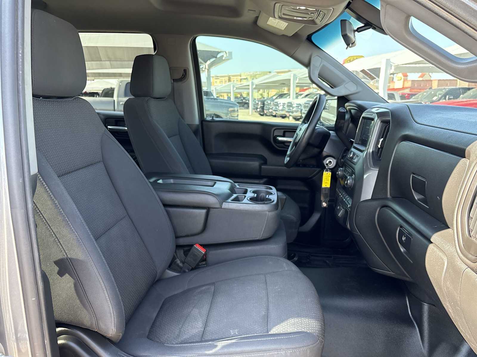Thumbnail: 2020 Chevrolet Silverado 1500 - 18