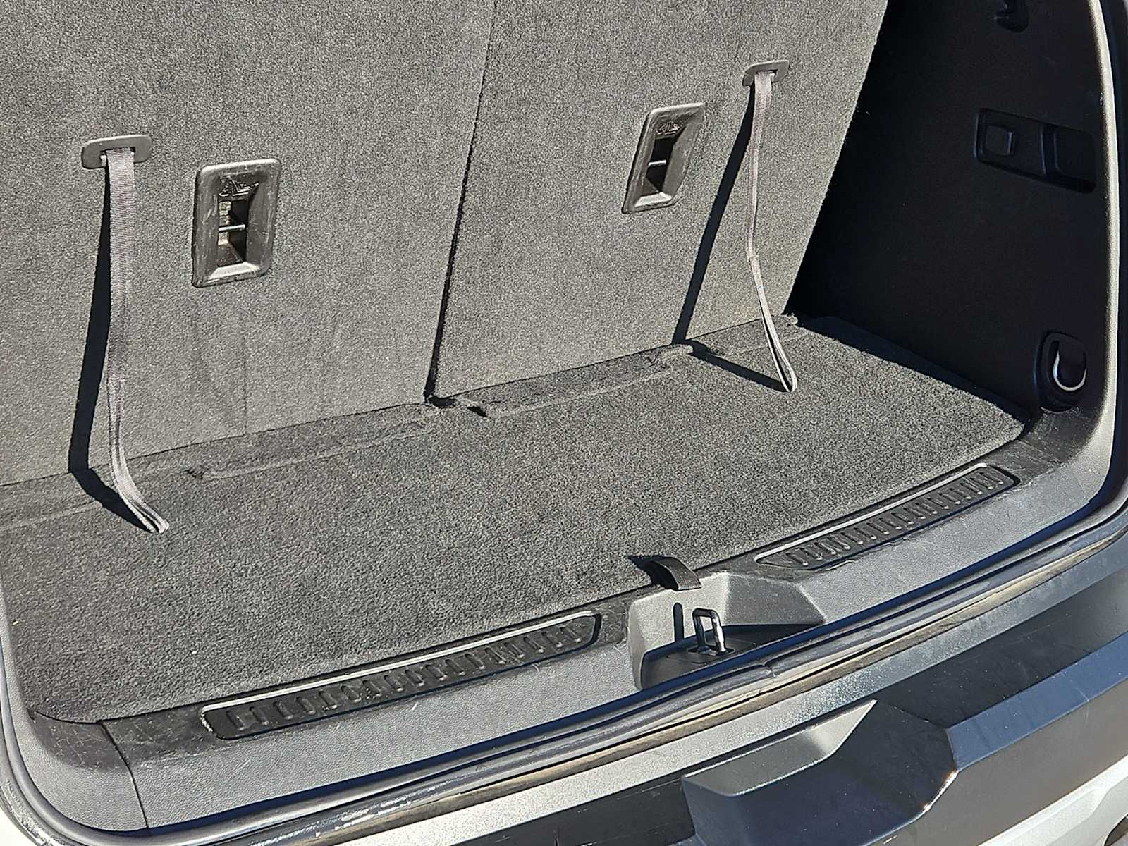 Thumbnail: 2023 GMC Acadia - 23