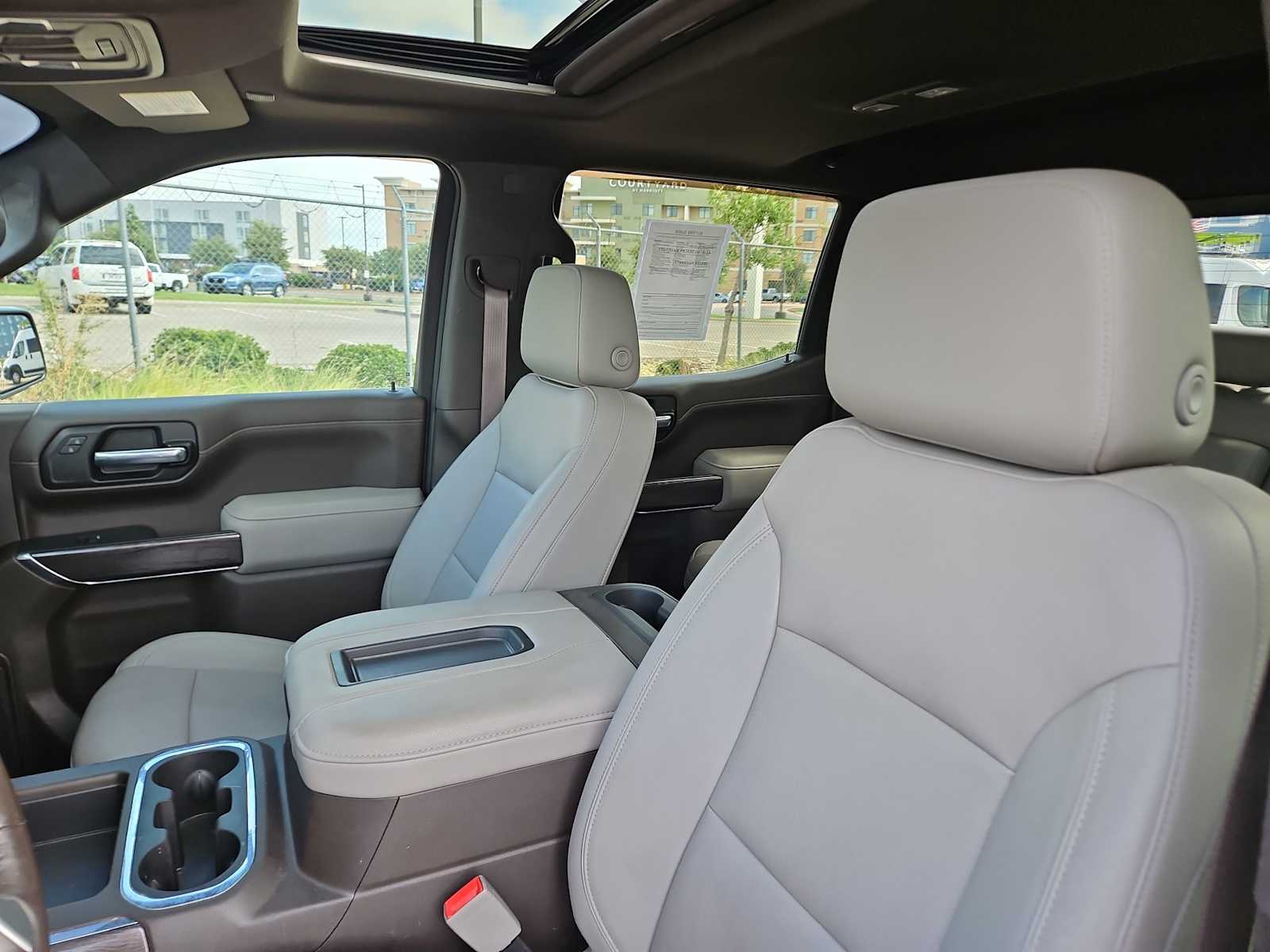 Thumbnail: 2021 Chevrolet Silverado 1500 - 22