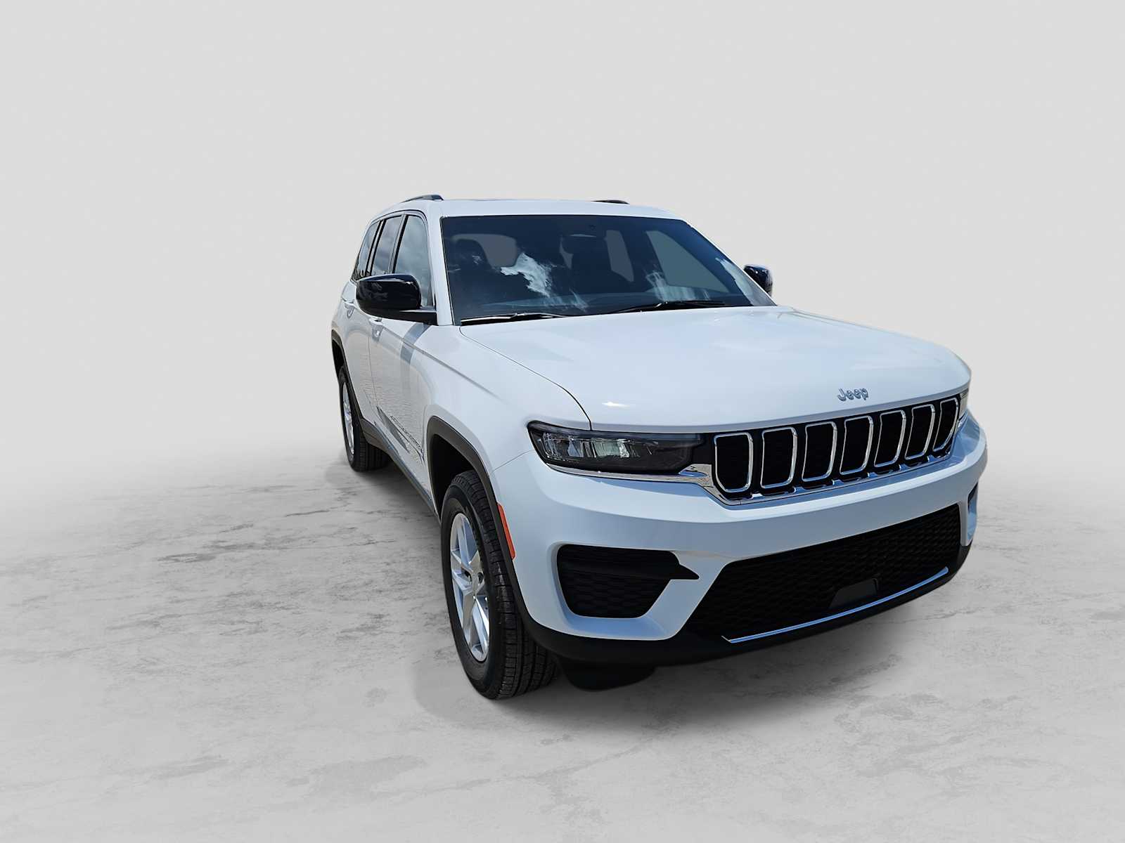 Thumbnail: 2026 Jeep Grand Cherokee - 2