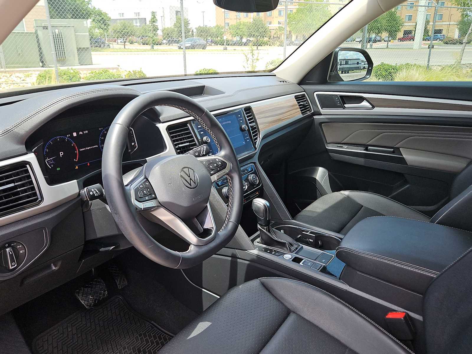 Thumbnail: 2021 Volkswagen Atlas - 10
