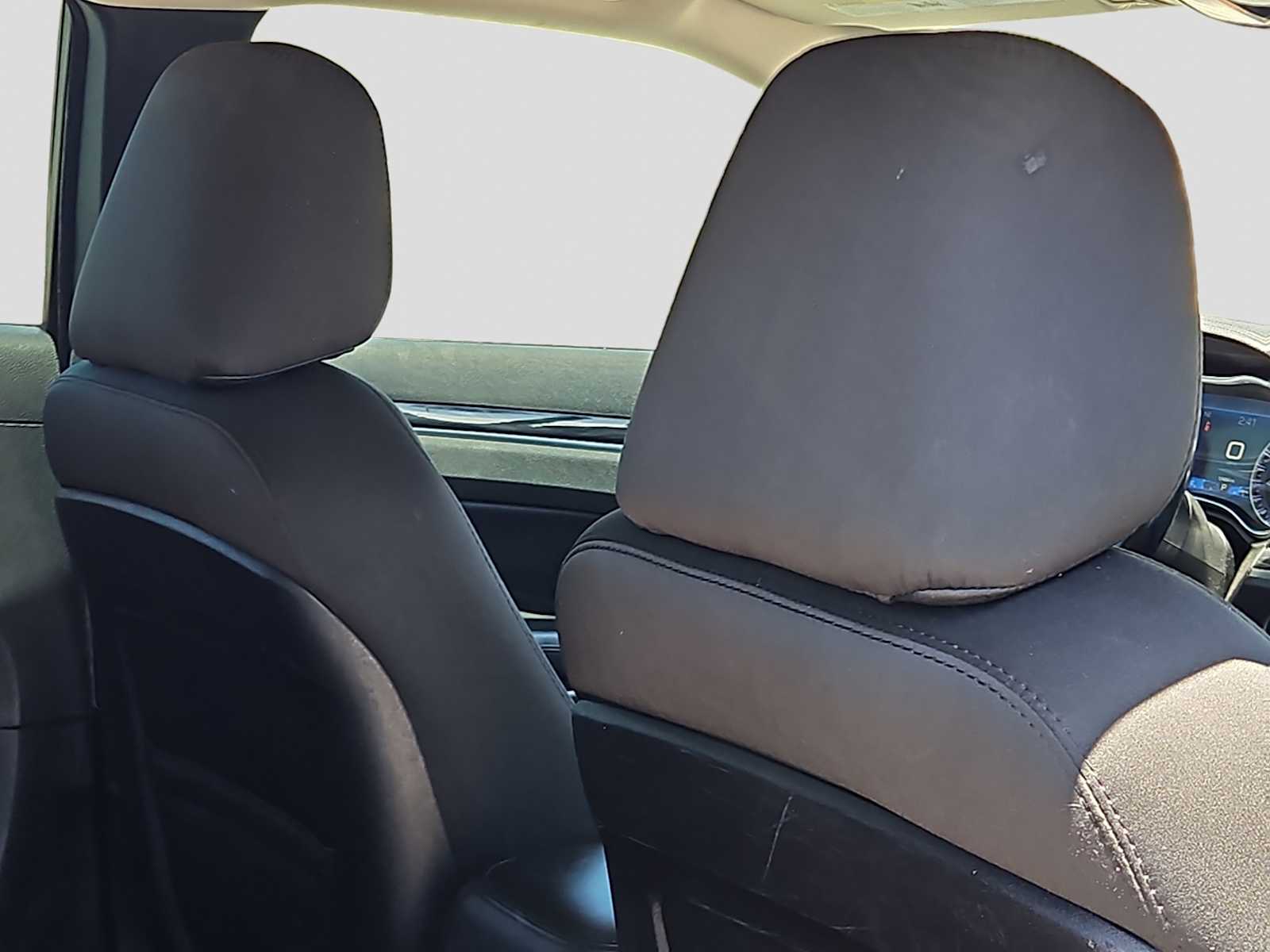 Thumbnail: 2019 Chrysler 300 - 18