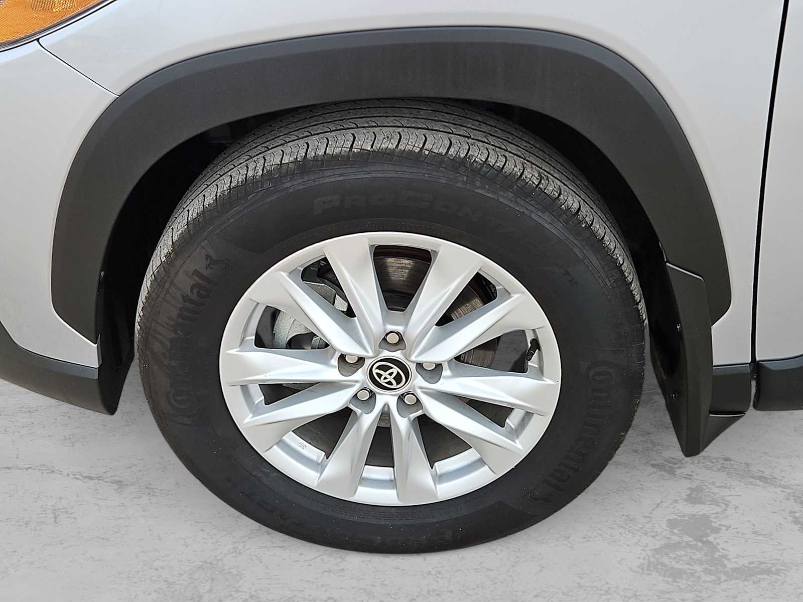 Thumbnail: 2024 Toyota Corolla Cross - 12