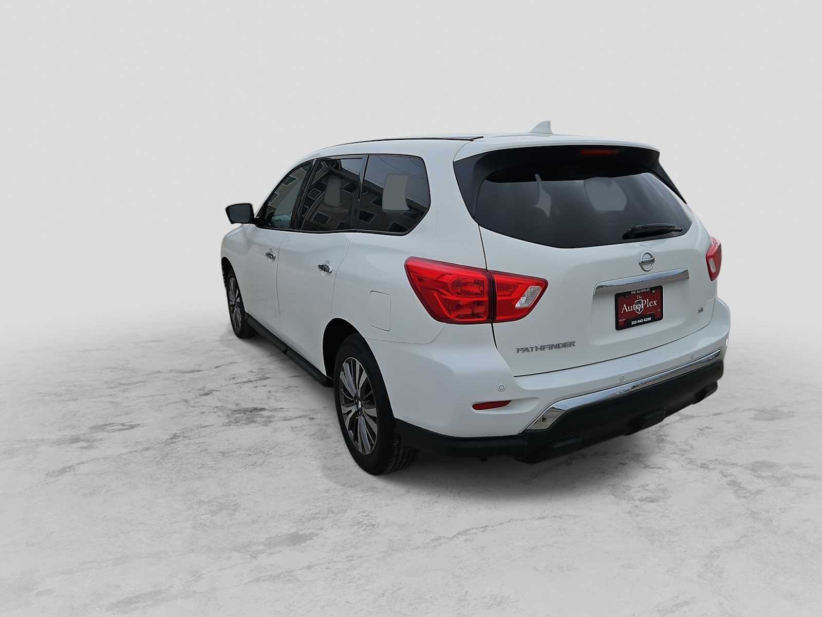 Thumbnail: 2020 Nissan Pathfinder - 6