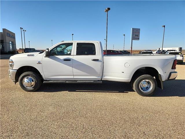 2026 RAM 3500 Tradesman - Photo 2