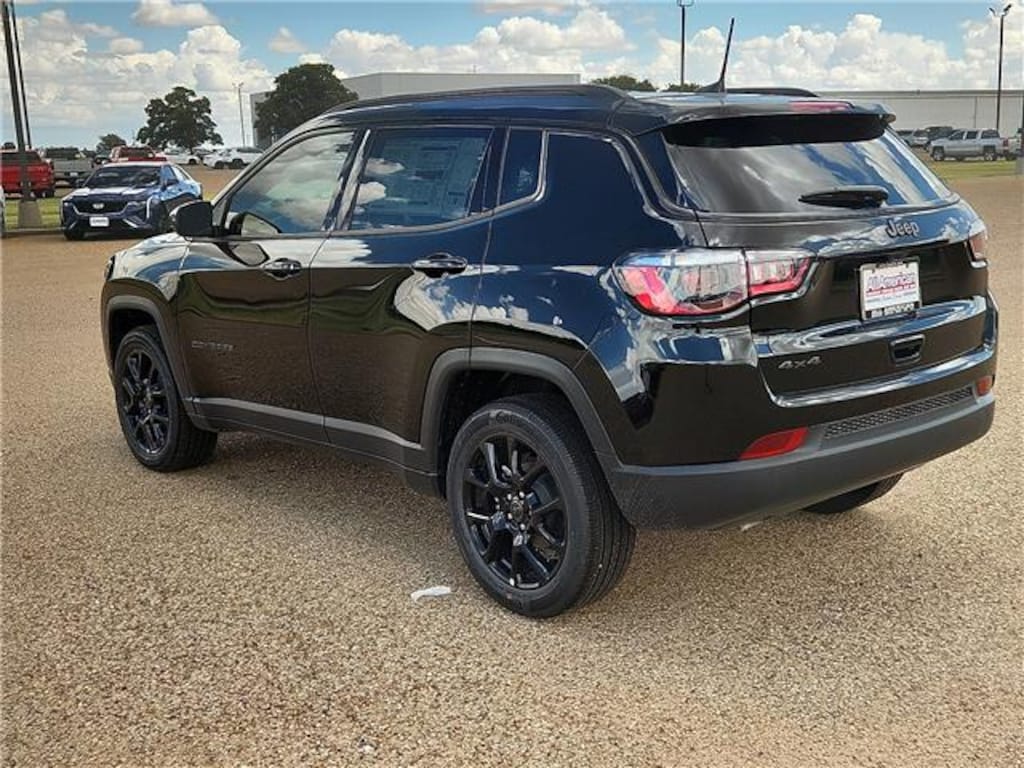 New 2026 Jeep Compass LATITUDE ALTITUDE 4X4 Sport Utility