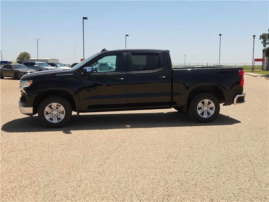 Used 2025 Chevrolet Silverado 1500 LT w/1LT 4x2 Crew Cab 5.75 ft. box 147.4 in. WB
