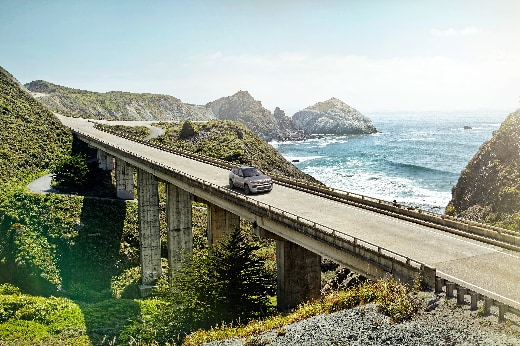 2022-Jeep-Compass-HighAltitude-SUV-L02-520x346.jpg