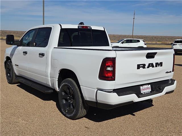 2025 Ram 1500 Tradesman photo 3