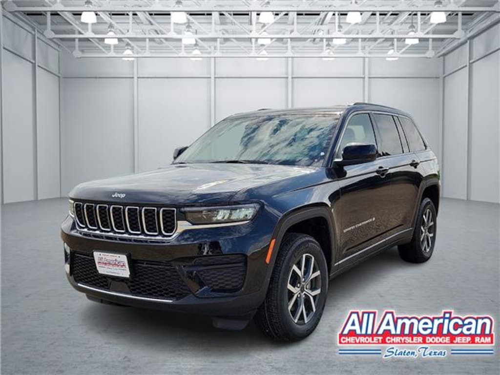 New 2027 Jeep Grand Cherokee LAREDO 4X2 Sport Utility
