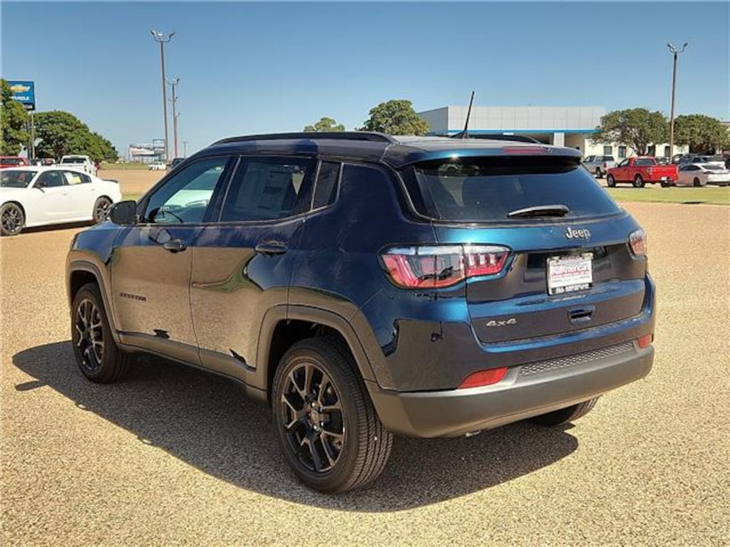 New 2026 Jeep Compass LATITUDE ALTITUDE 4X4 Sport Utility