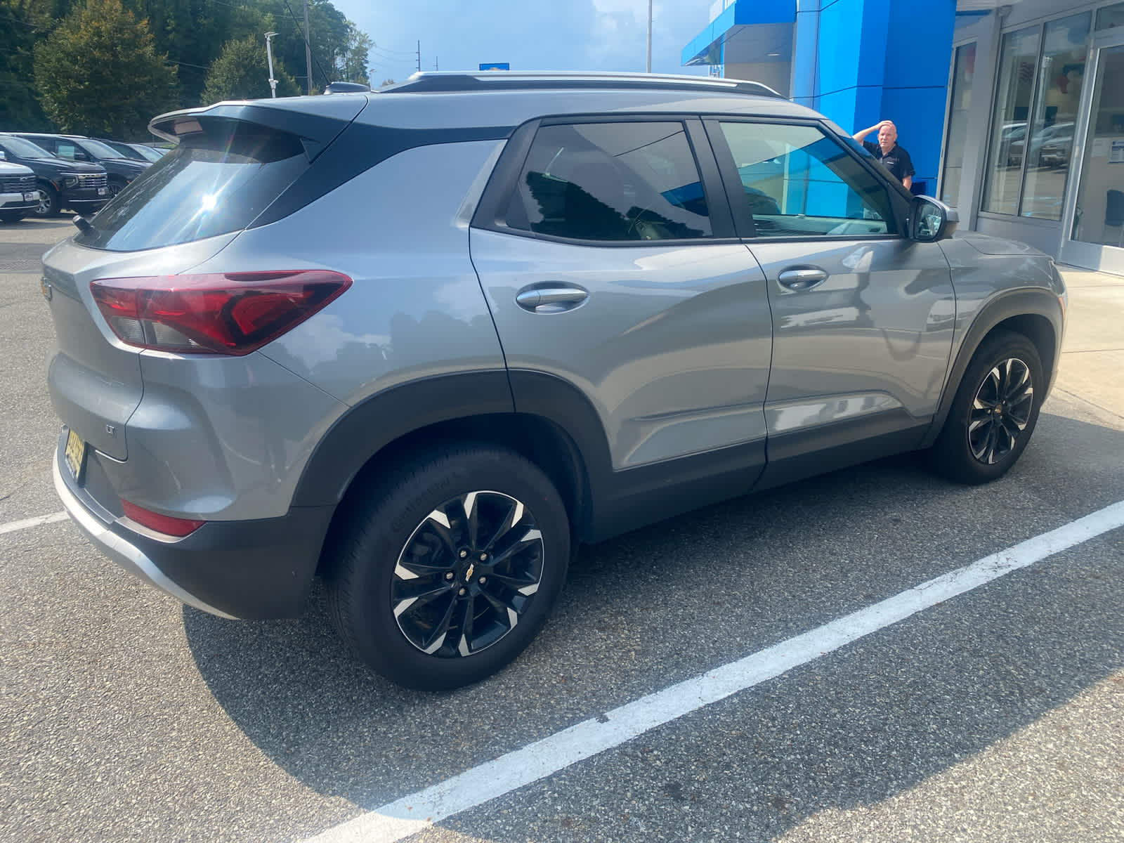 2023 Chevrolet Trailblazer LT photo 3