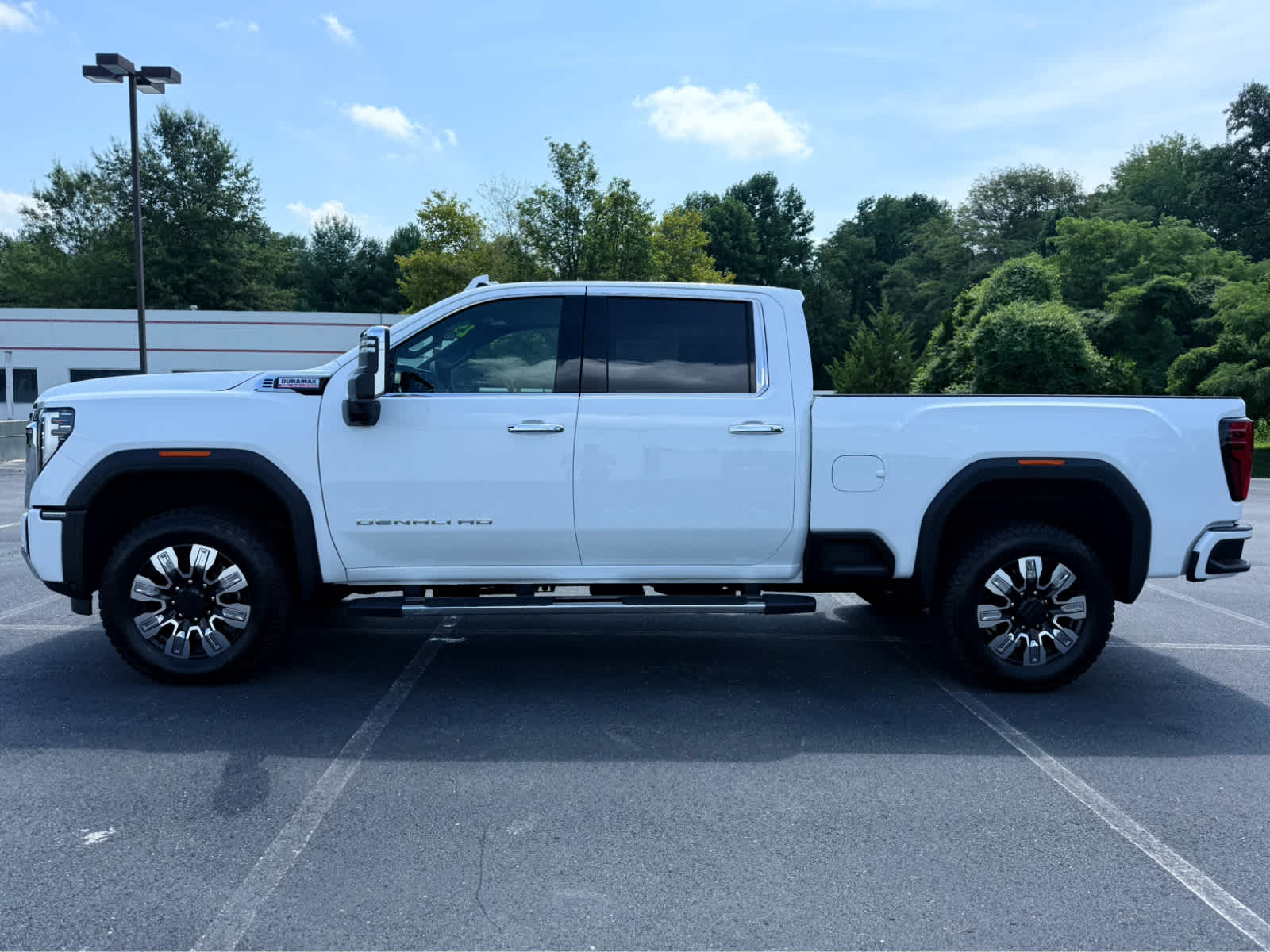 2025 Gmc Sierra 2500 HD Denali photo 2