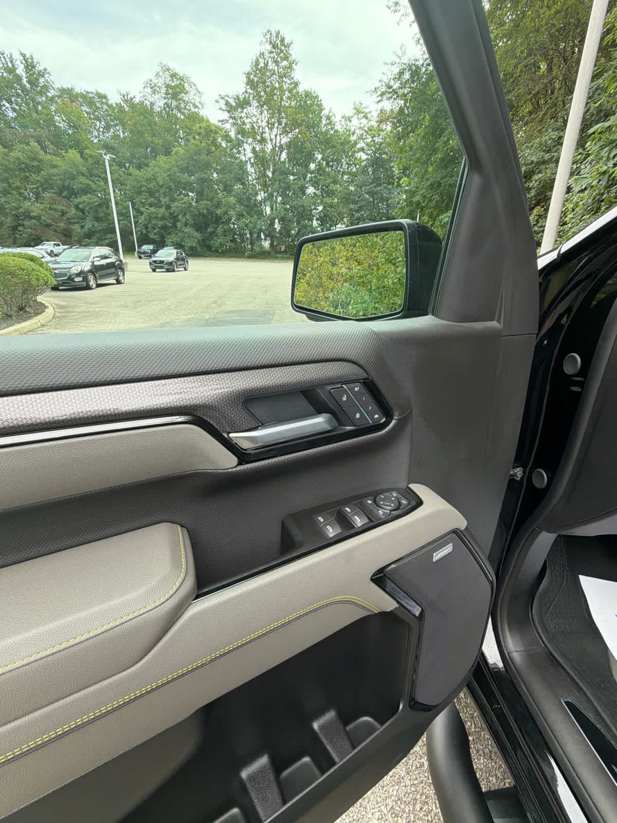 2026 Chevrolet Silverado 1500 ZR2 - Photo 16