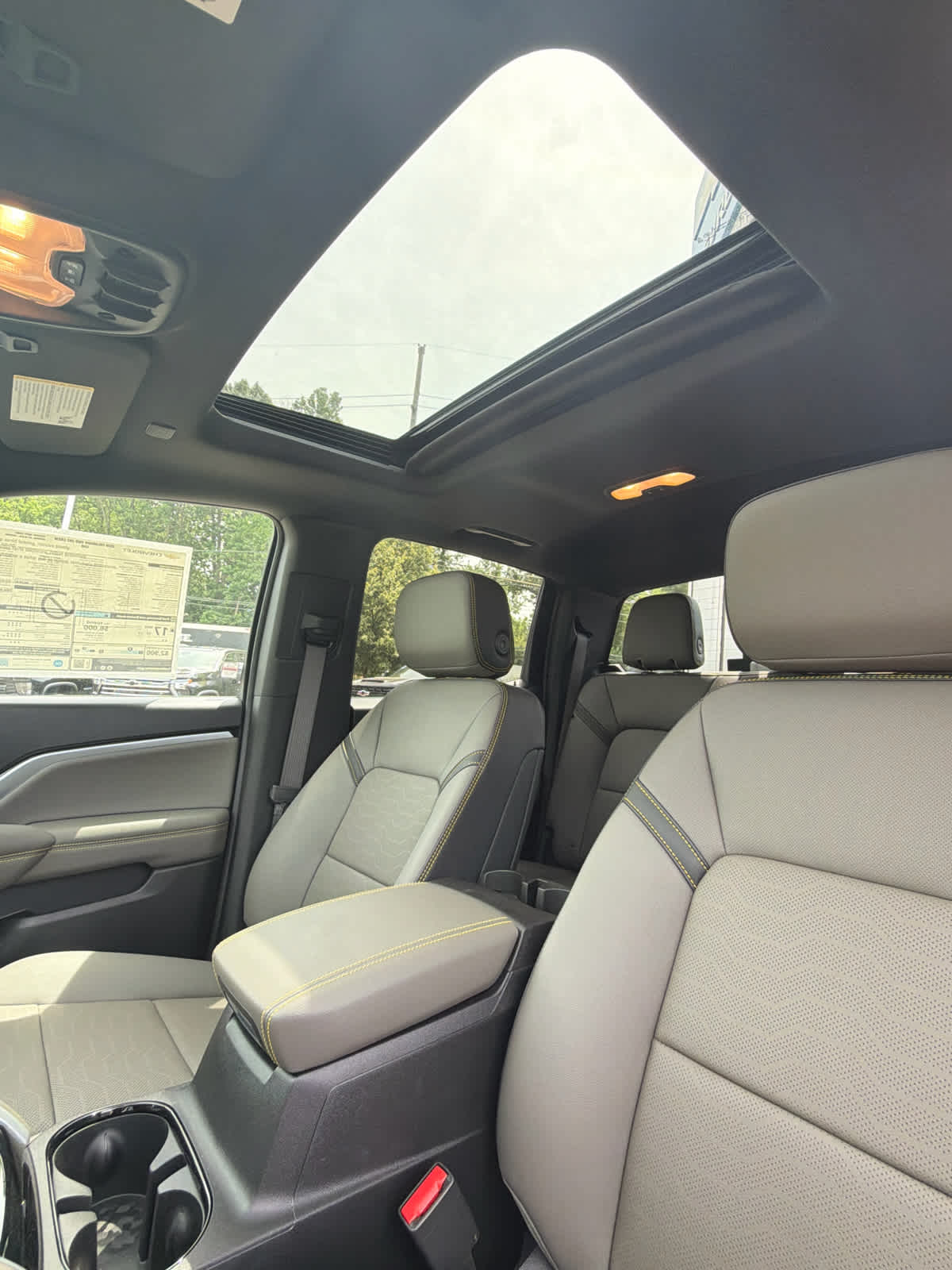 2026 Chevrolet Colorado ZR2 - Photo 20