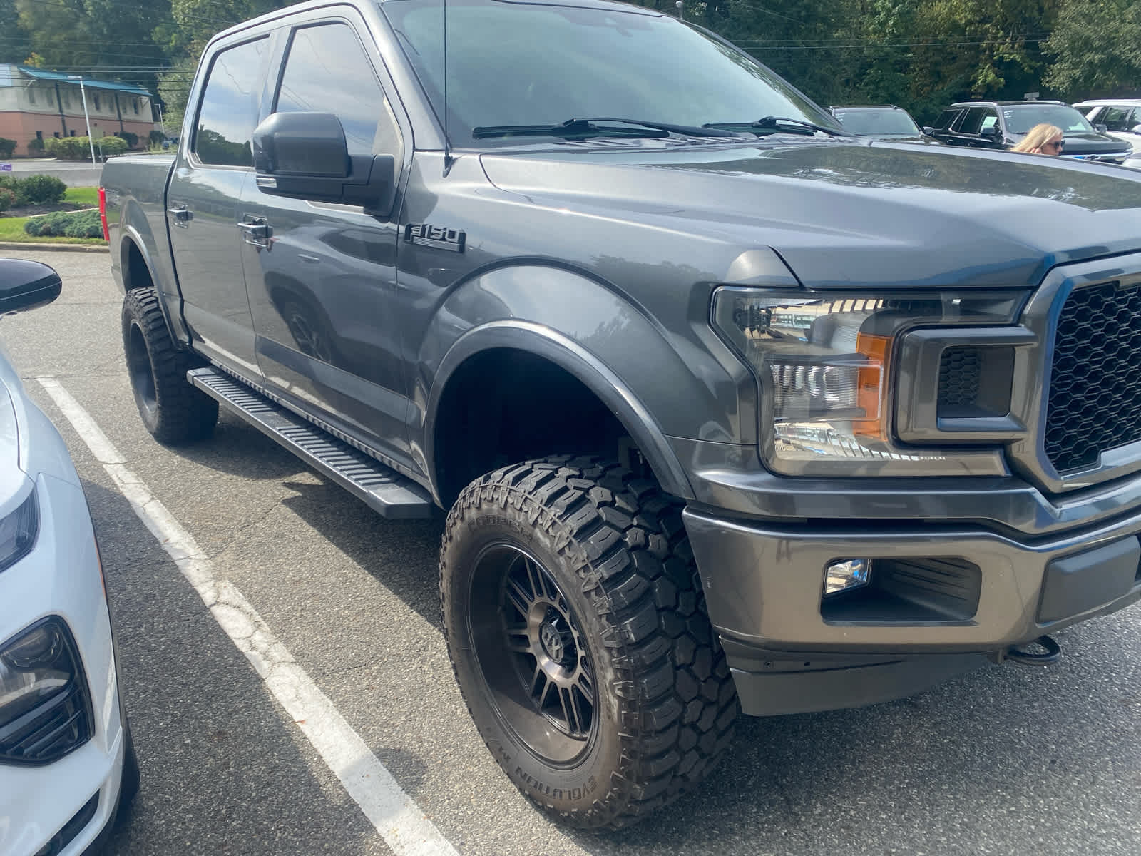 2020 Ford F-150 Lariat photo 3
