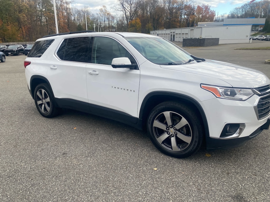 Used 2020 Chevrolet Traverse LT Leather SUV