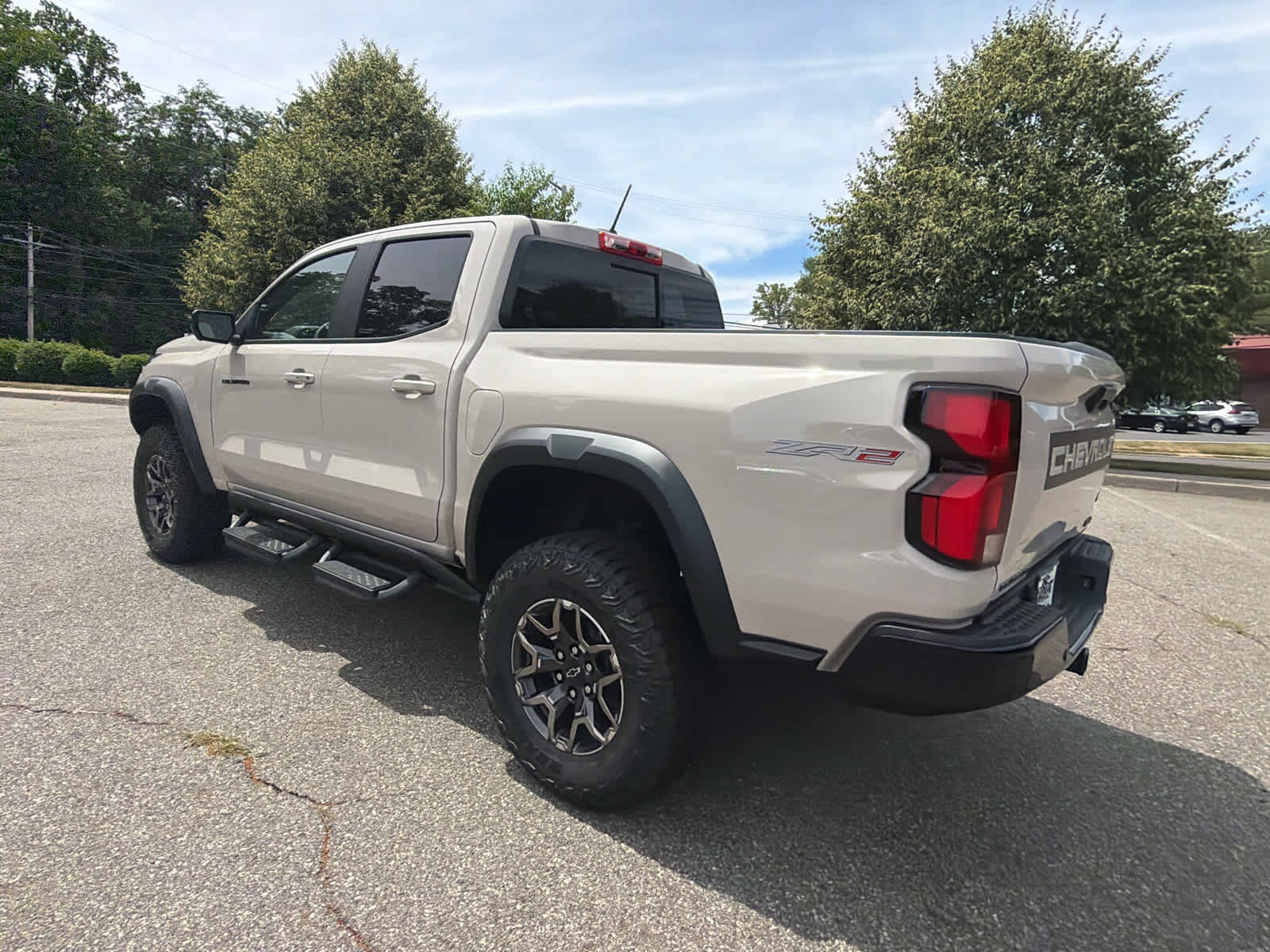 2026 Chevrolet Colorado ZR2 - Photo 11