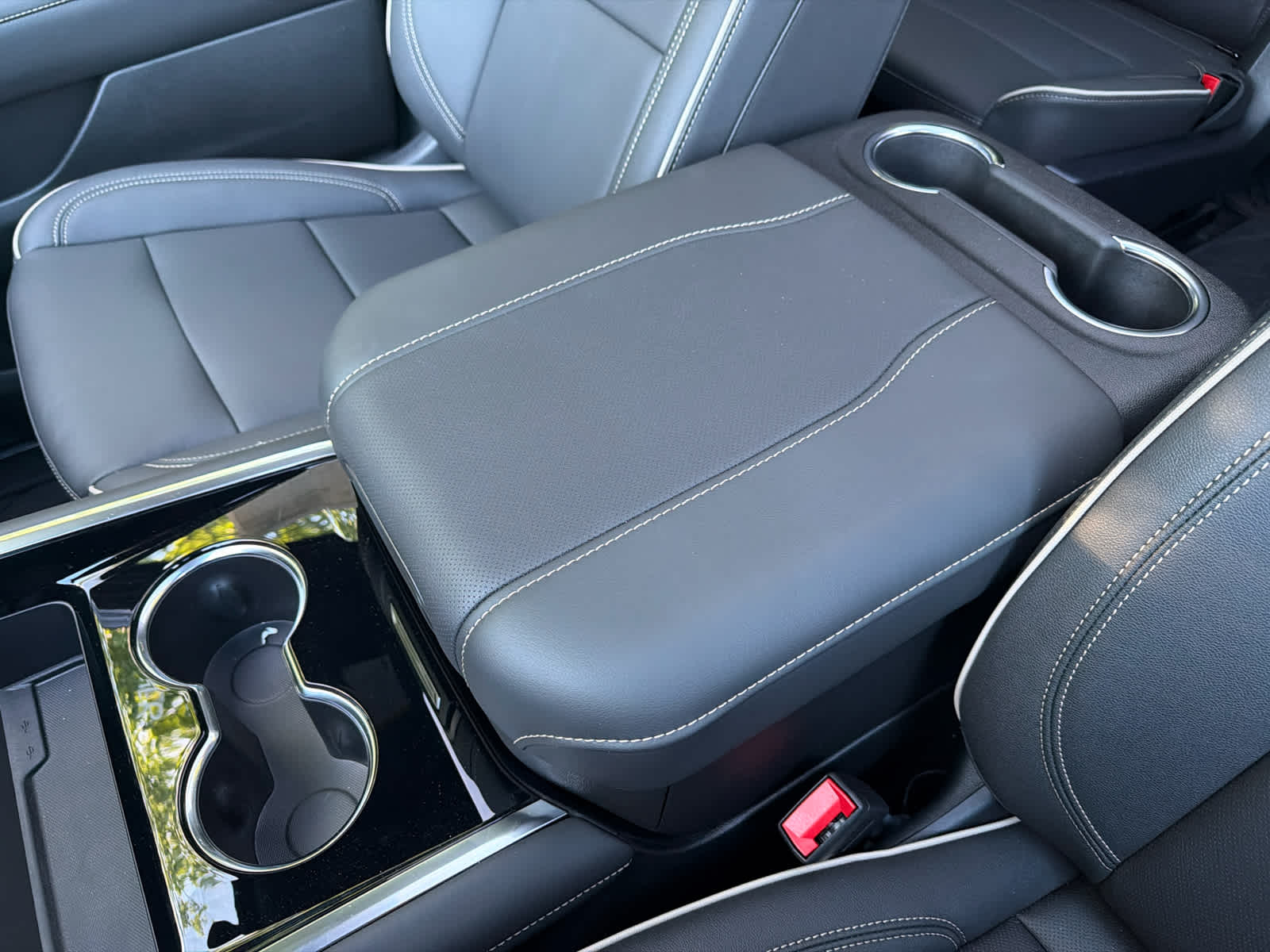 2026 Chevrolet Tahoe Premier - Photo 32