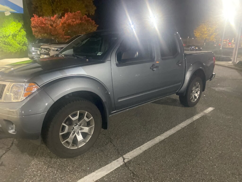 Used 2021 Nissan Frontier Crew Cab SV 4x4 Truck