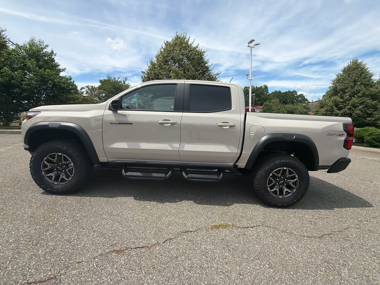 2026 Chevrolet Colorado ZR2 - Photo 13