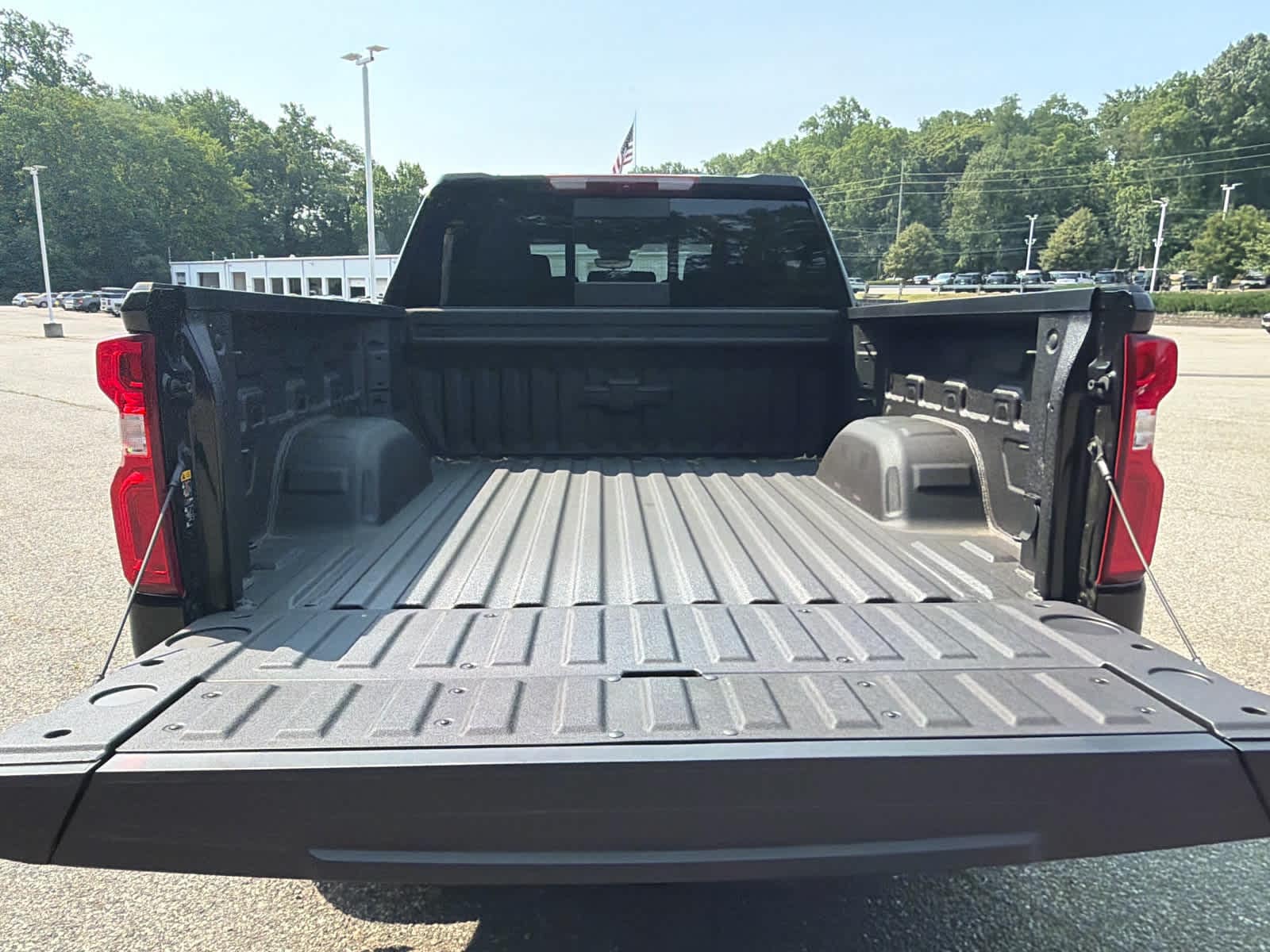 2026 Chevrolet Silverado 1500 ZR2 - Photo 9