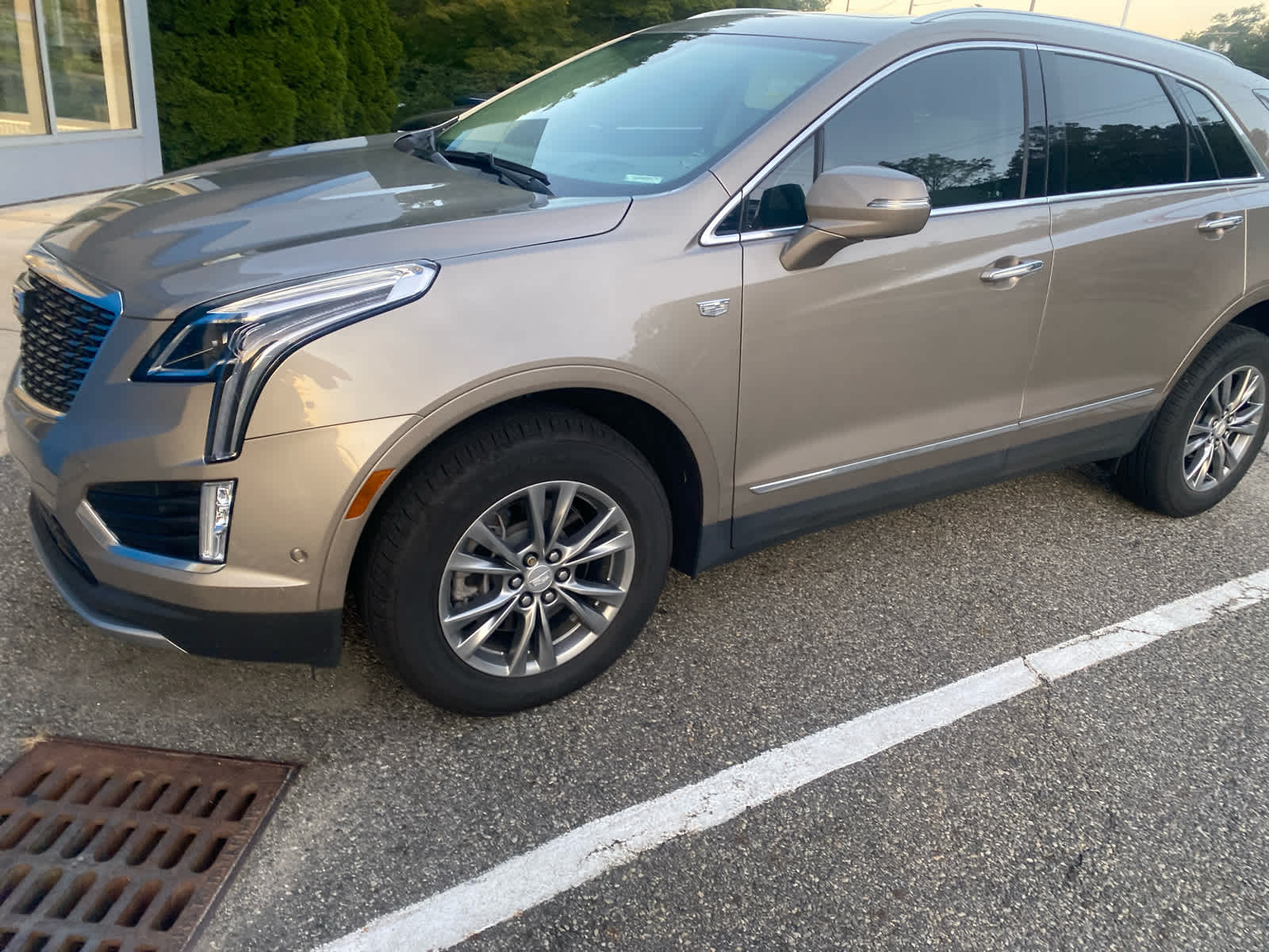 2022 Cadillac XT5 Premium Luxury photo 3