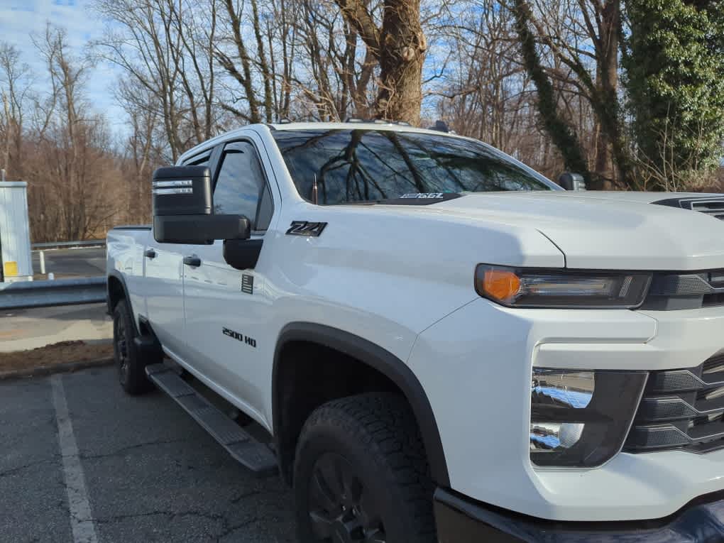 2025 Chevrolet Silverado 2500HD Custom's photo