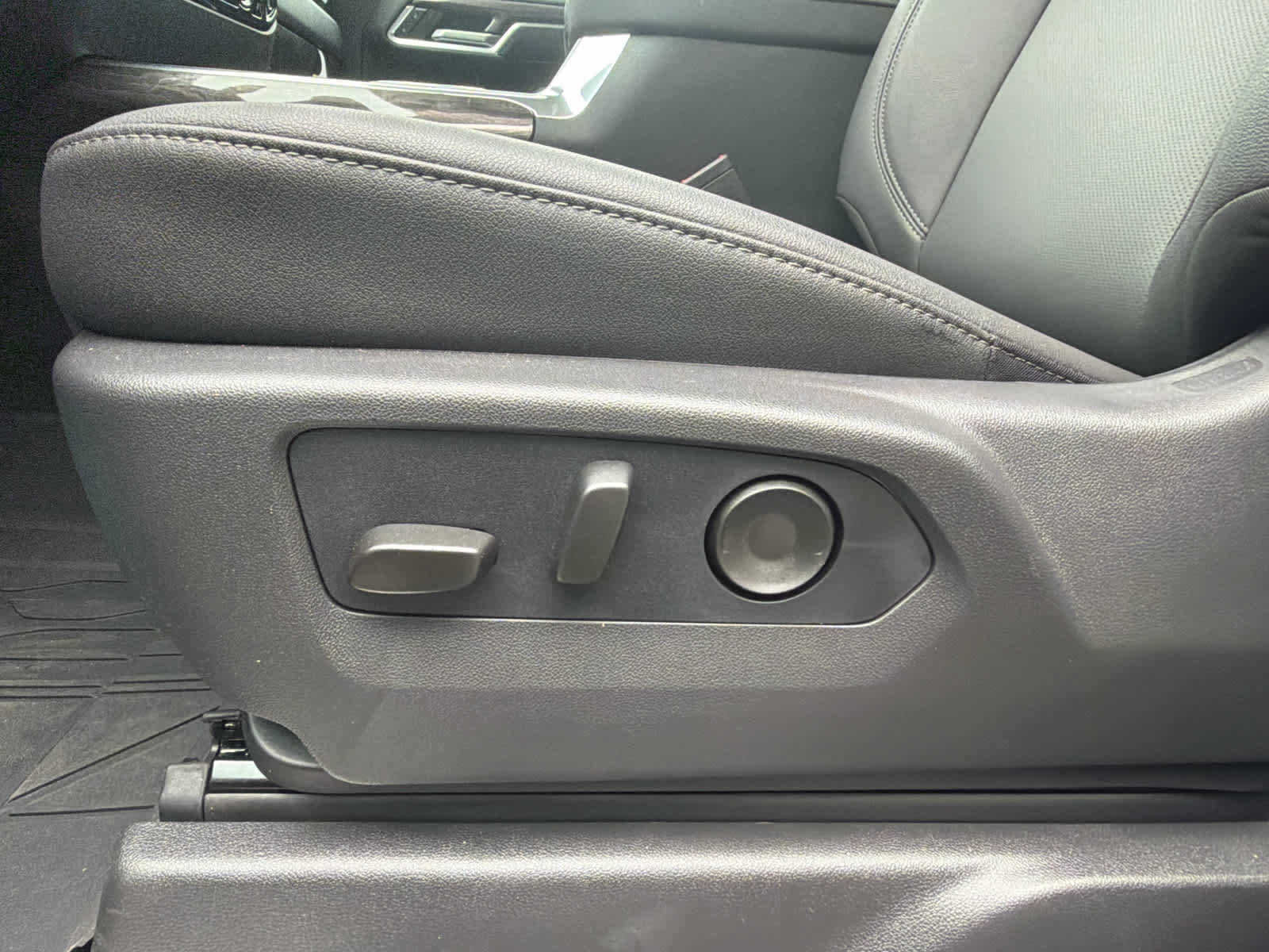 2026 Chevrolet Silverado 2500 HD LTZ - Photo 23