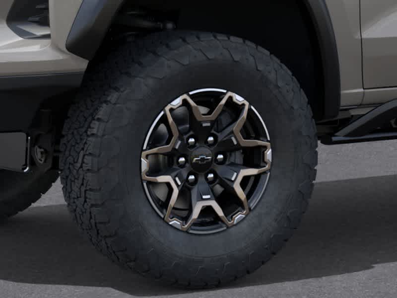 2026 Chevrolet Colorado ZR2 - Photo 35