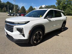 2027 Chevrolet Traverse LT SUV