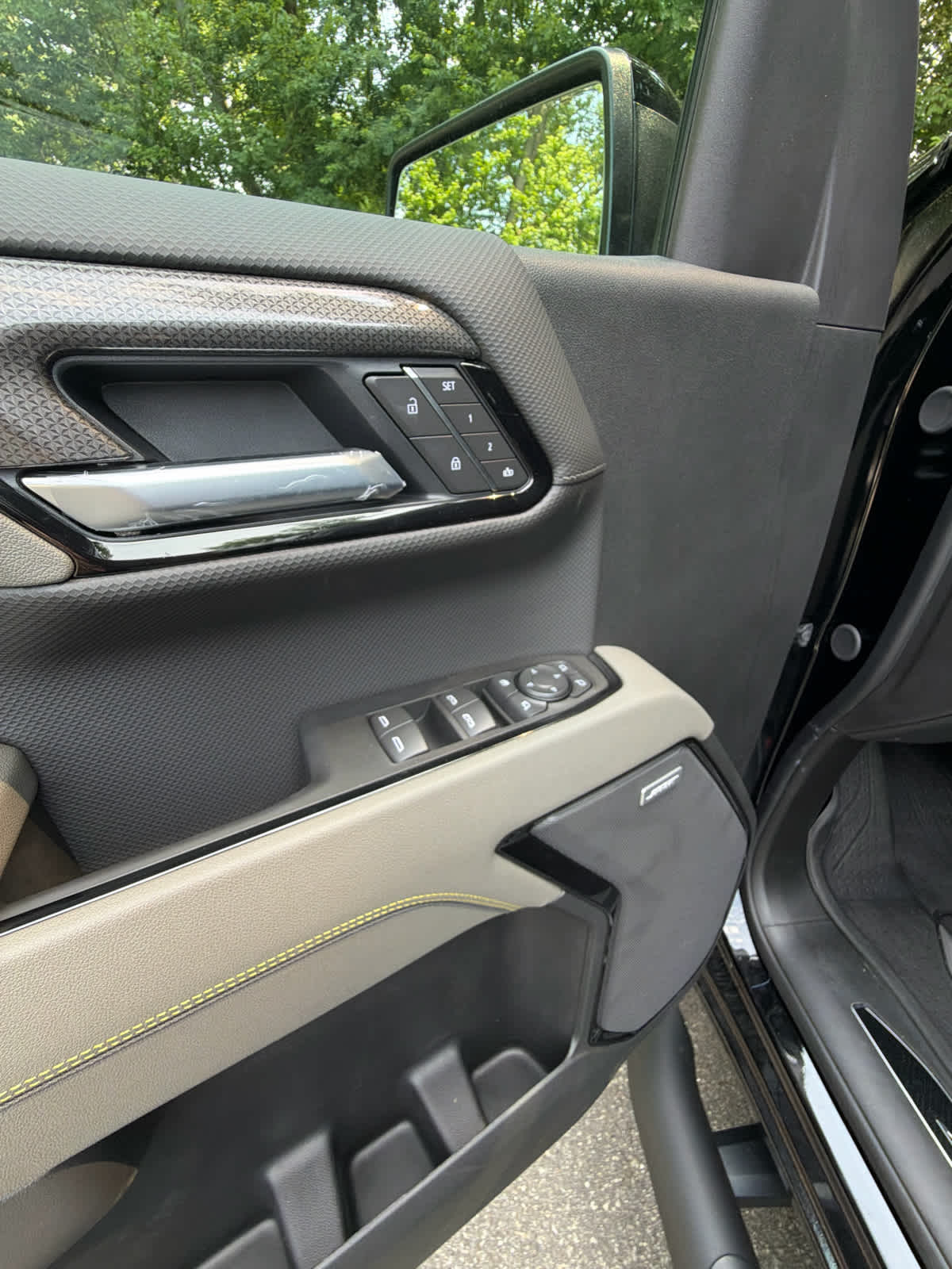 2026 Chevrolet Silverado 1500 ZR2 - Photo 19