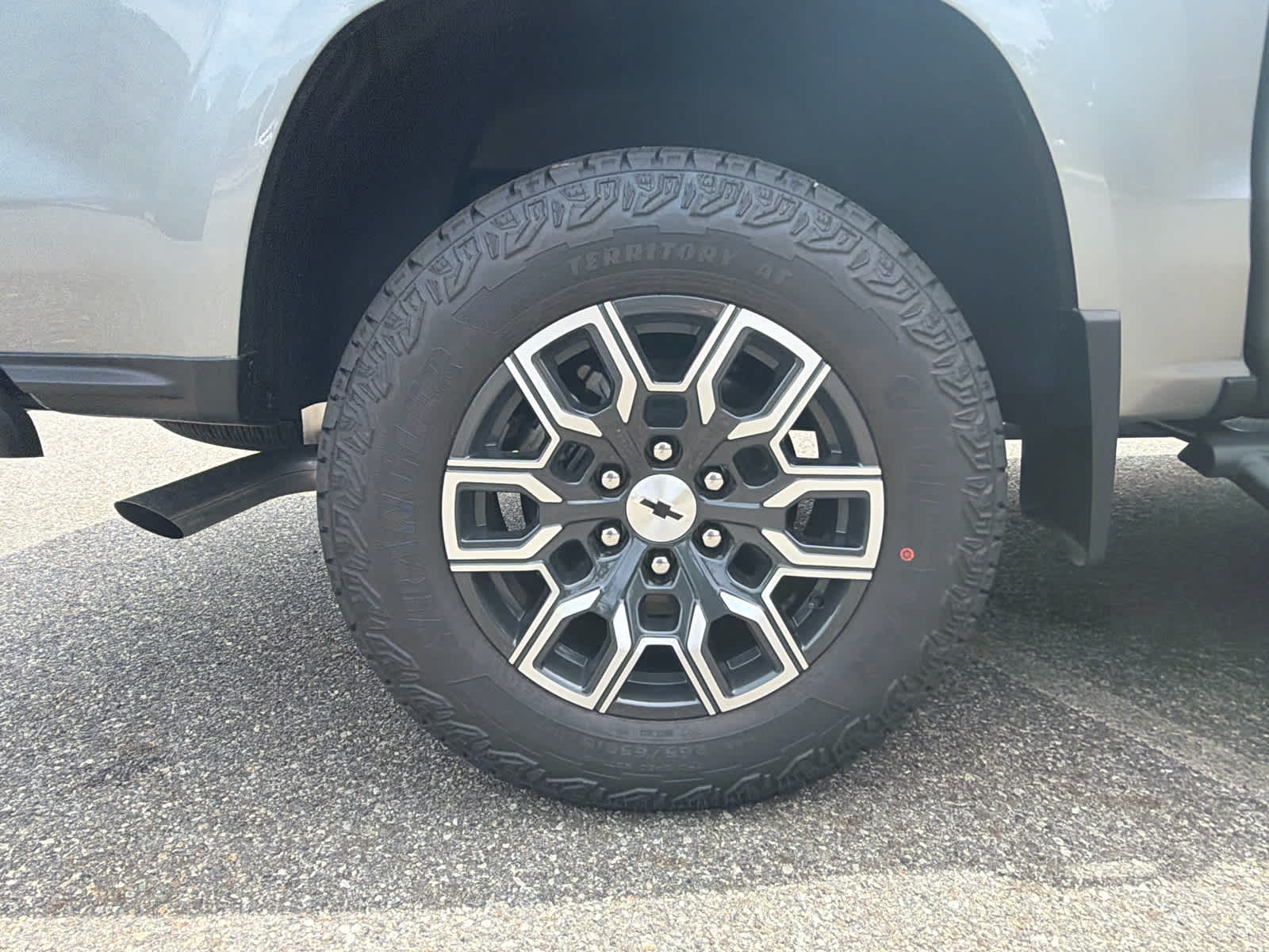 2026 Chevrolet Colorado Z71 - Photo 6