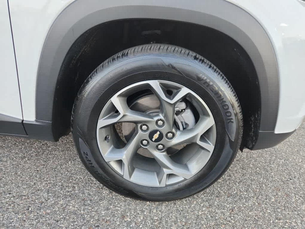 Certified 2024 Chevrolet Trax LT SUV