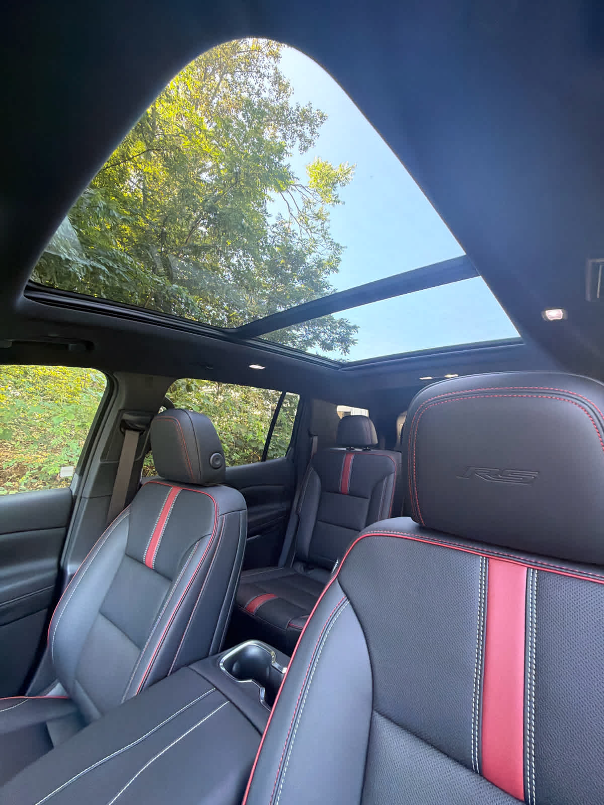 2027 Chevrolet Traverse RS - Photo 23