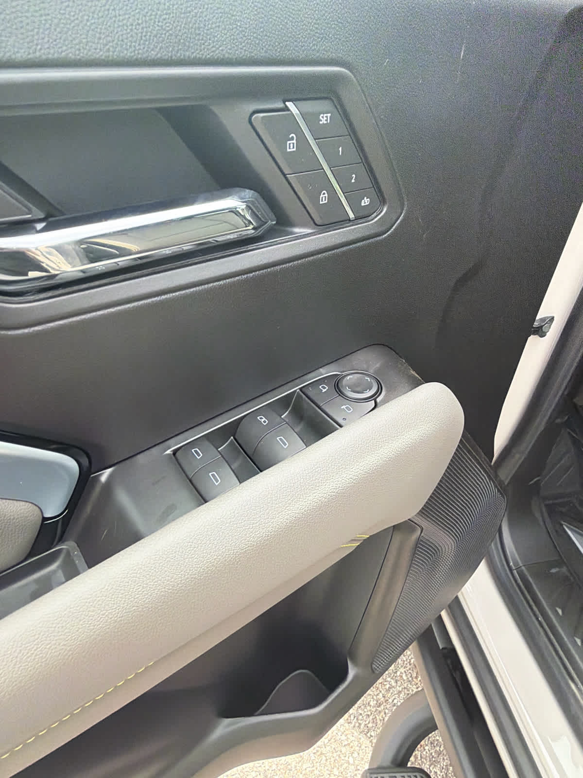 2026 Chevrolet Colorado ZR2 - Photo 16