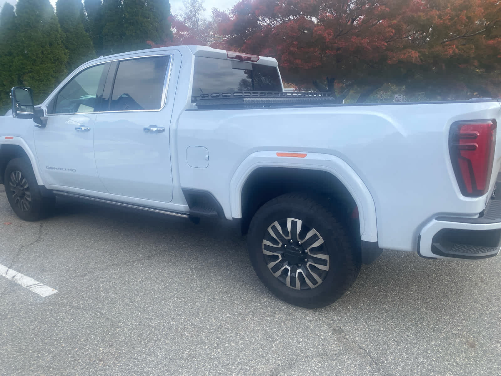 2026 Gmc Sierra 2500 HD Denali Ultimate photo 2