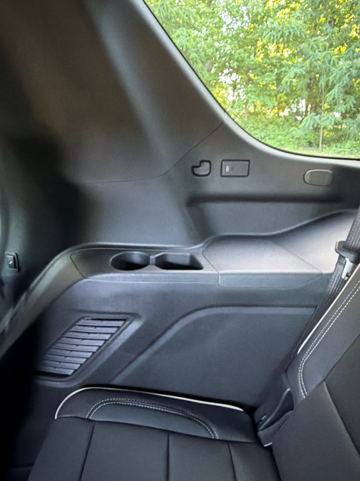 2026 Chevrolet Tahoe Premier - Photo 19