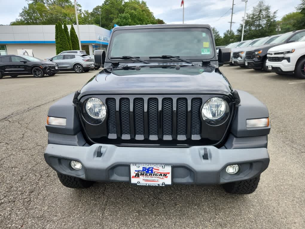 2019 Jeep Wrangler Unlimited Sport photo 2