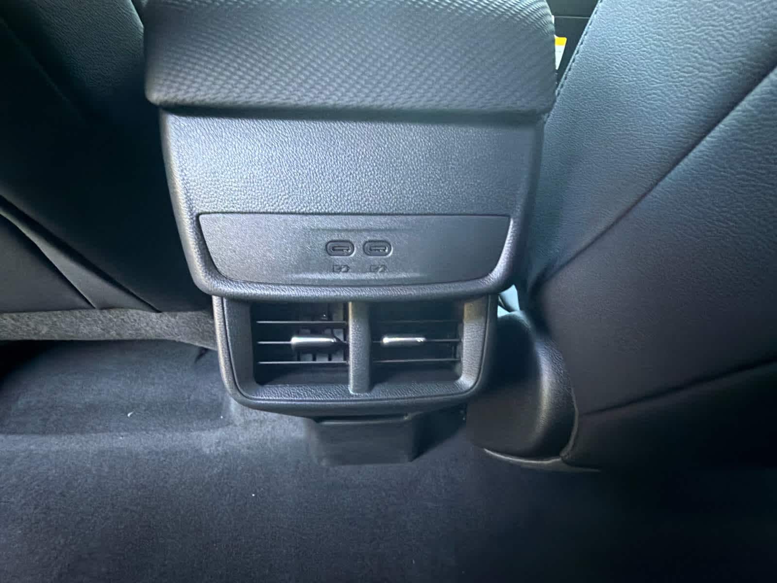 2027 Chevrolet Equinox LT - Photo 17