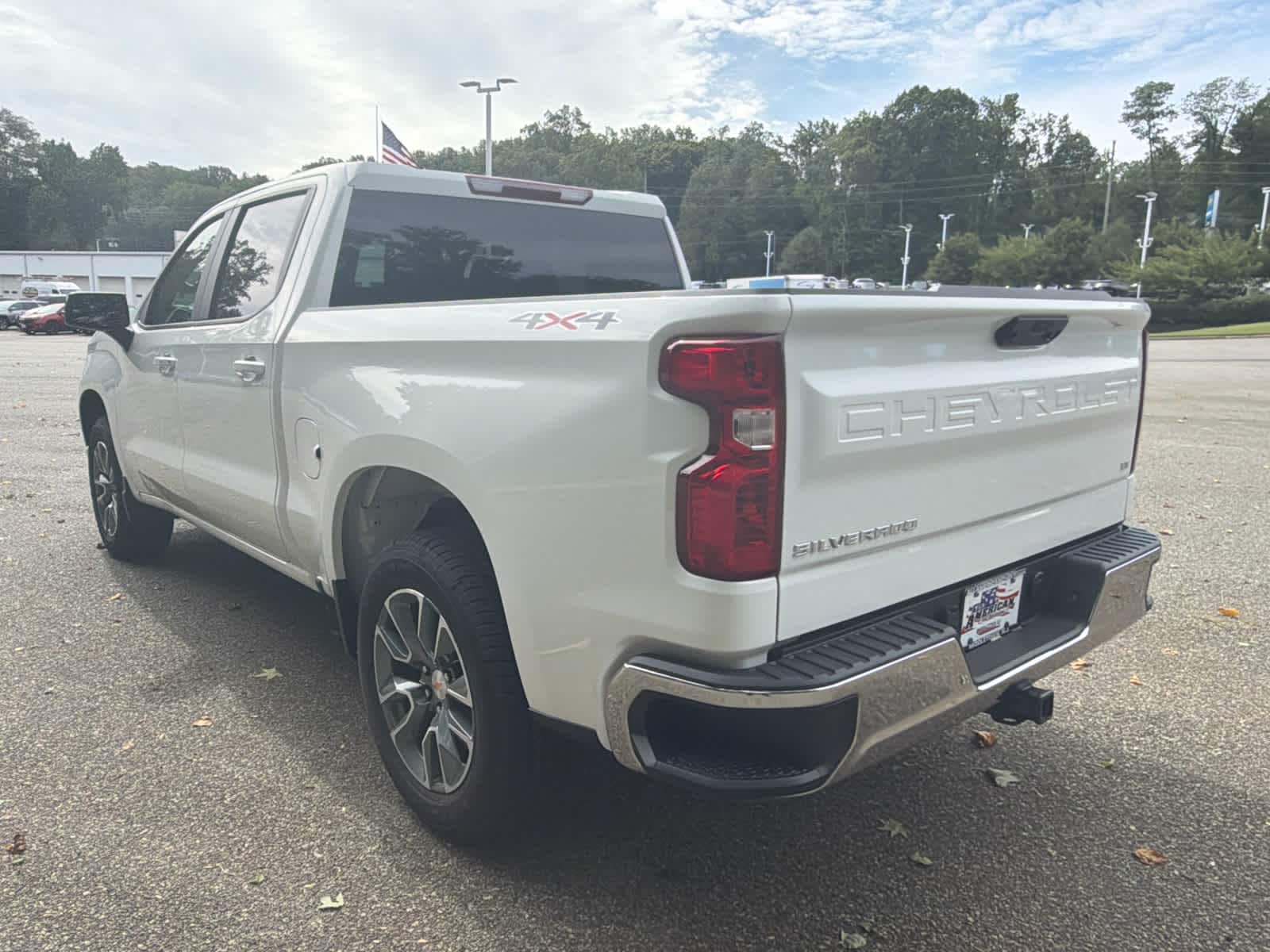 2026 Chevrolet Silverado 1500 LT - Photo 9