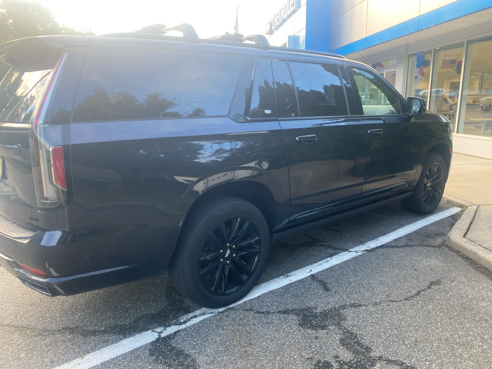 2022 Cadillac Escalade ESV Sport Platinum photo 2