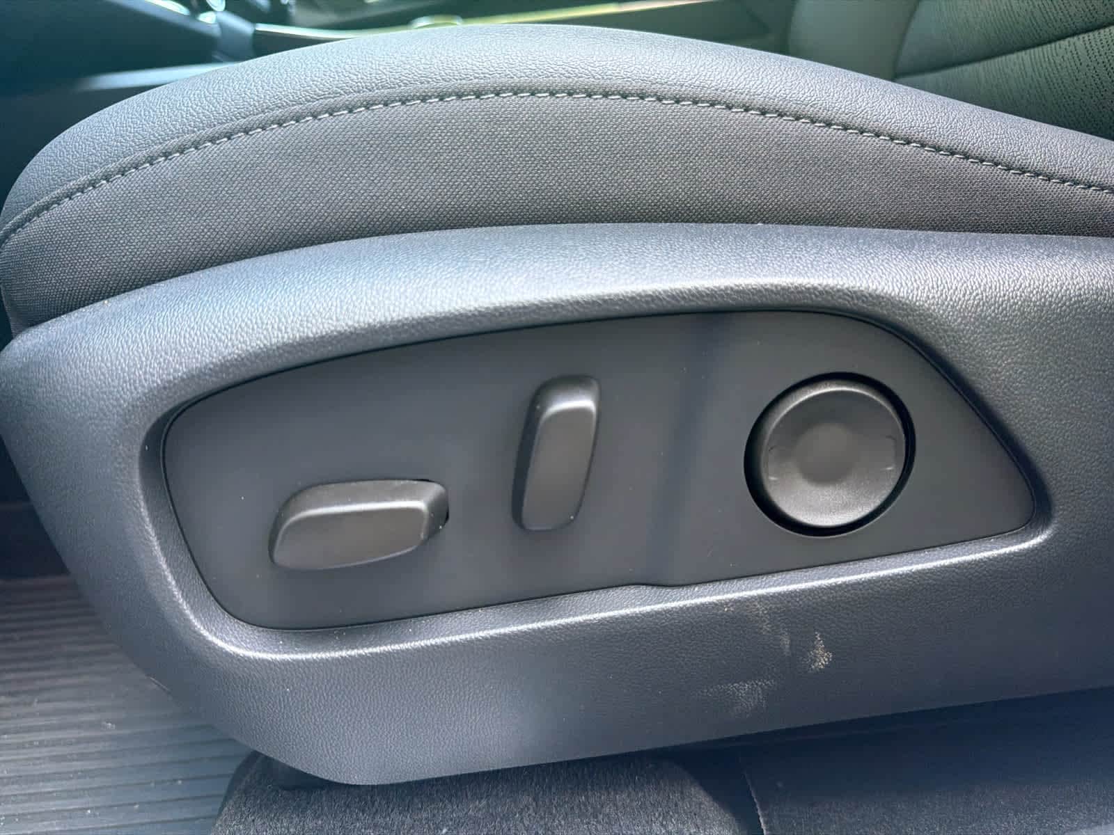 2026 Chevrolet Equinox LT - Photo 16