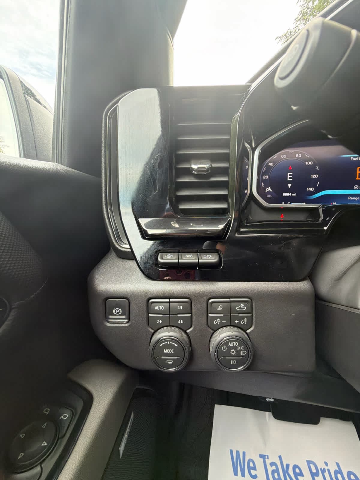 2026 Chevrolet Silverado 1500 ZR2 - Photo 20