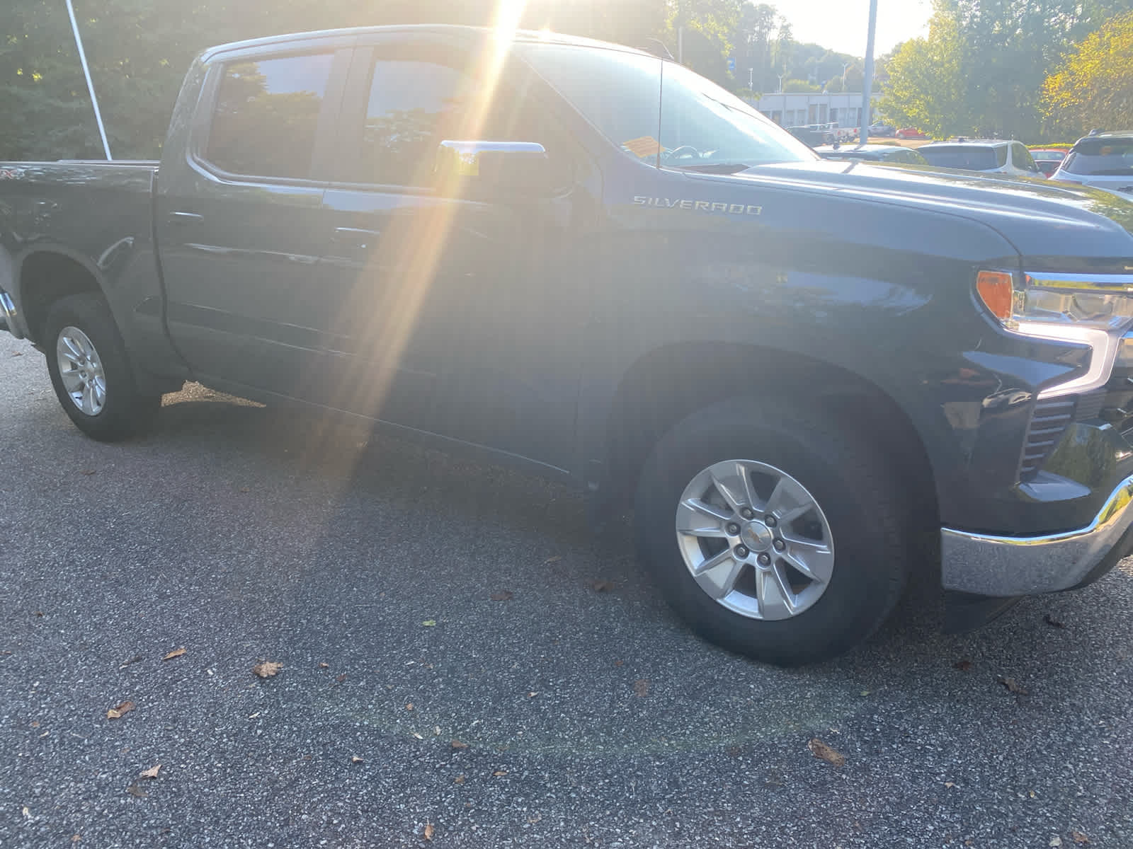2025 Chevrolet Silverado 1500 LT photo 2