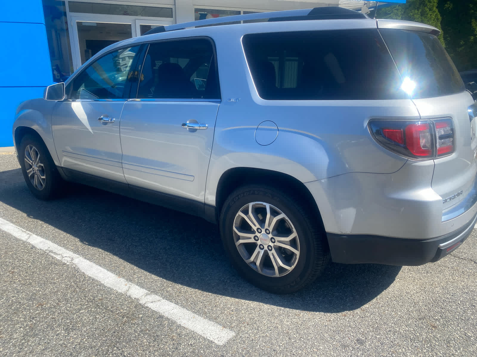 2016 Gmc Acadia SLT photo 4